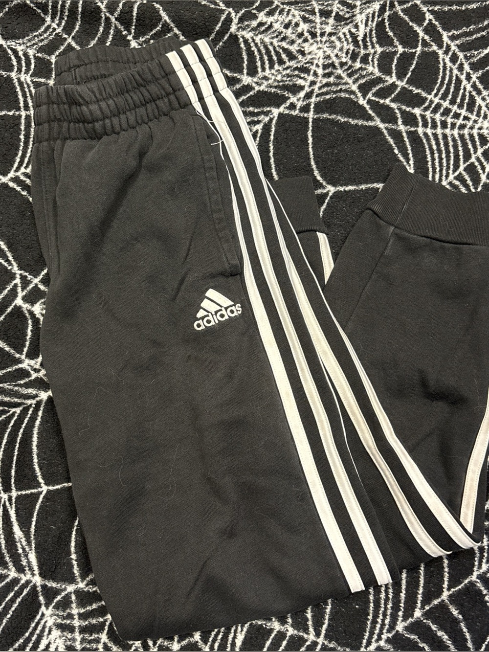 adidas Black Jogger Sweatpants with White 3-Stripes - Kids